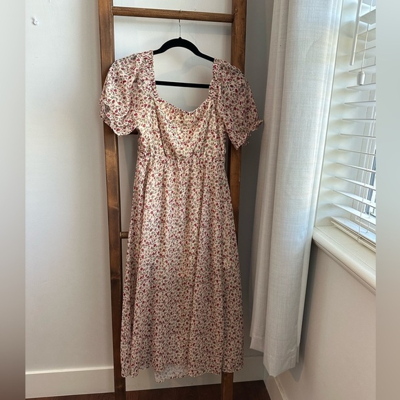 Pink Martini Floral Top with Red and White Details - Picture 8 of 13